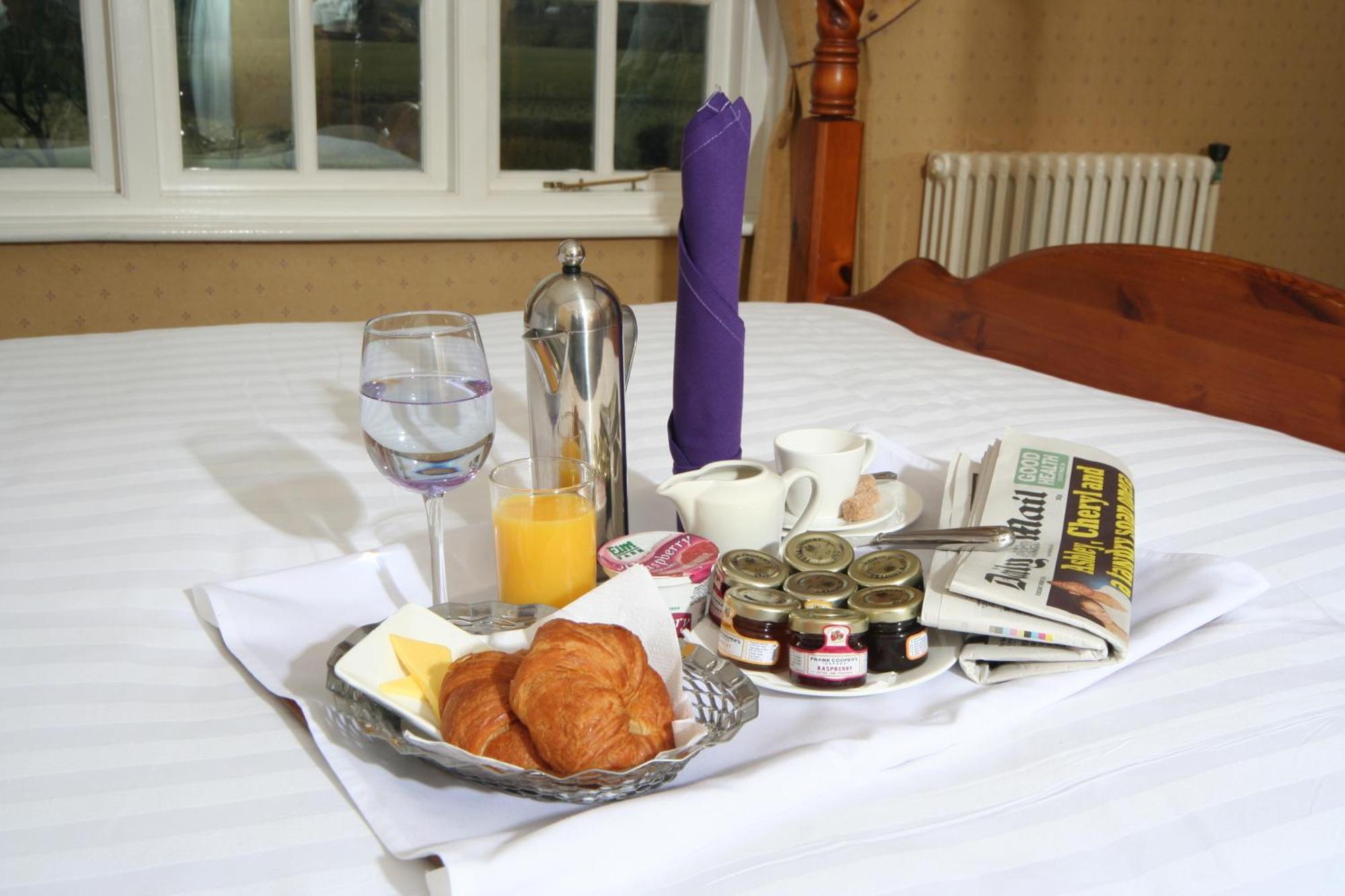 Maesmawr Hall Hotel Caersws Экстерьер фото